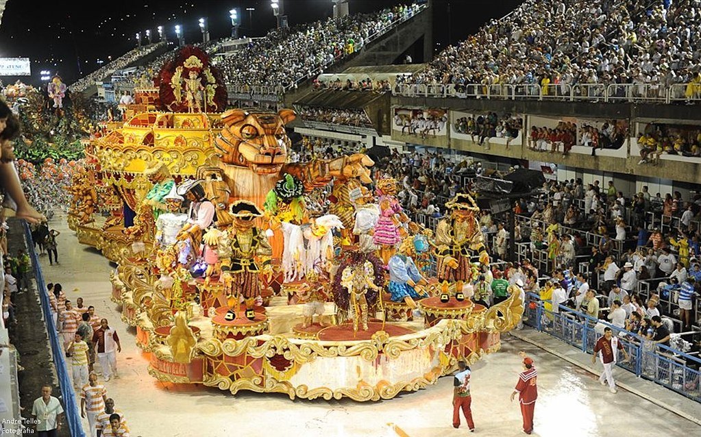 Carnaval do Rio de Janeiro: A Maior Festa Popular do Mundo 2 Carro alegórico, desfile de Carnava.