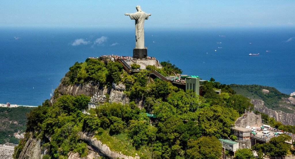 Vans do Corcovado: A Melhor Opção para Chegar ao Cristo Redentor 2 Corcovado, vista do Cristo Redentor.