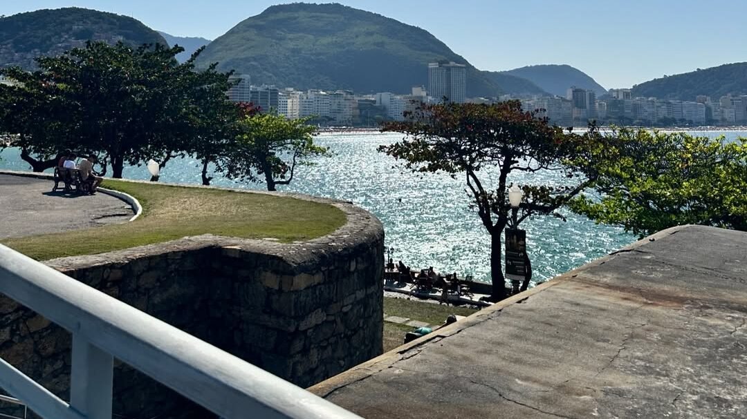 Café 18 do Forte: O Melhor Café de Copacabana 6 vista copacabana forte edited