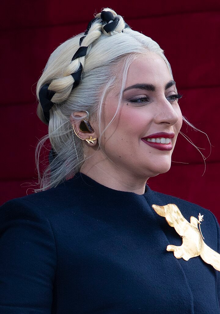 Lady Gaga no Rio 2025: Show em Copacabana com Álbum ‘Mayhem’ – Saiba Tudo! 2 Foto Lady Gaga
