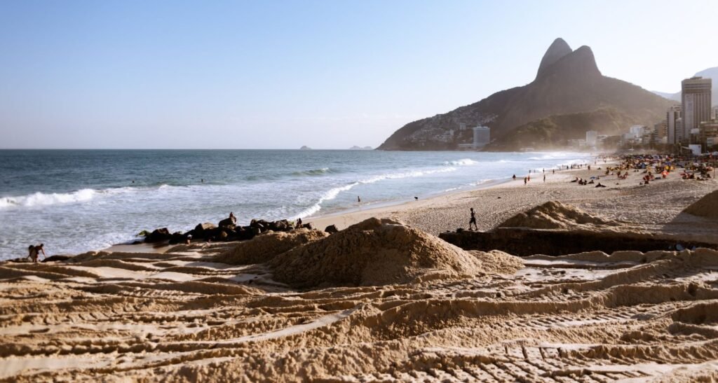 Trilha Dois Irmãos: vista para Ipanema e Leblon 8 Vista de Ipanema com o Morro Dois Irmãos ao fundo