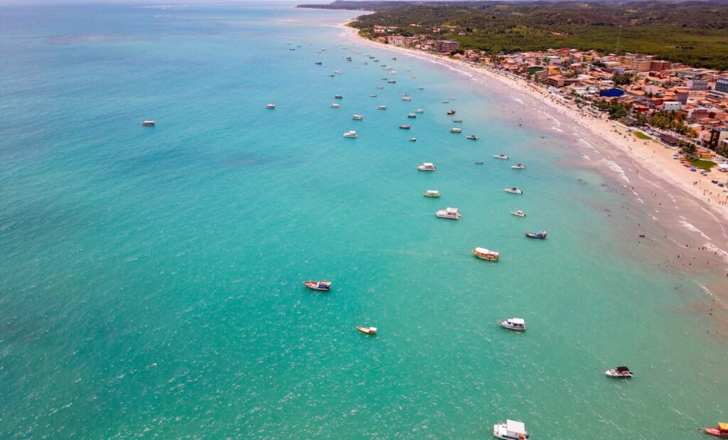 Plage de Tartaruga à Búzios : Charme et Tranquillité 7 Praia tranquila de Búzios com água cristalina e areia clara